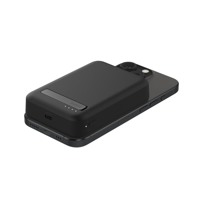 Belkin BoostCharge | Batterie externe sans fil magnétique 10K avec Qi2 + support - Noir