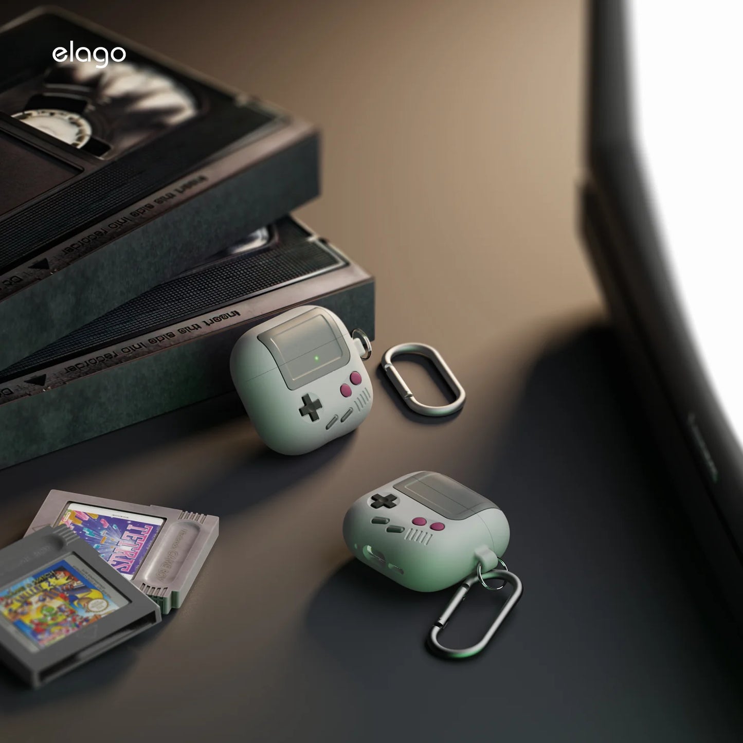 Elago Gameboy Hang Case pour AirPods 4 - Gris clair